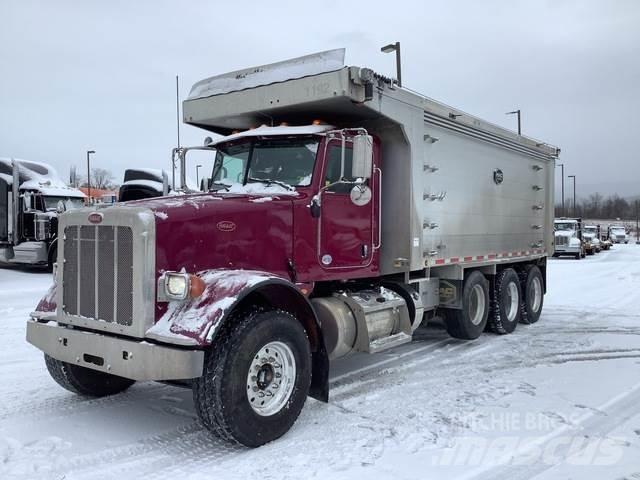 Peterbilt 367 덤프 트럭