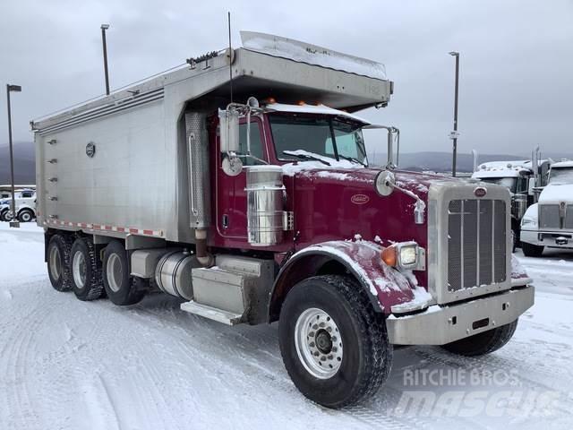 Peterbilt 367 덤프 트럭