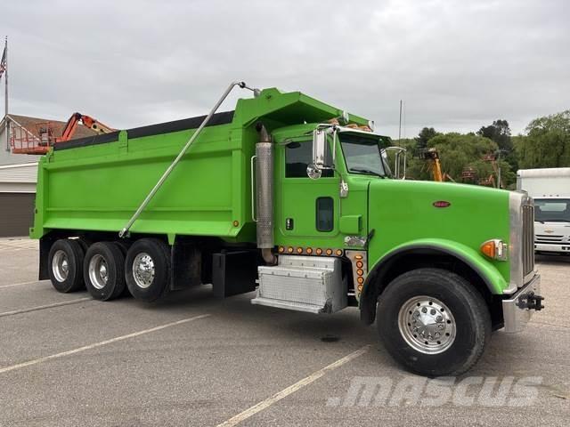 Peterbilt 367 덤프 트럭
