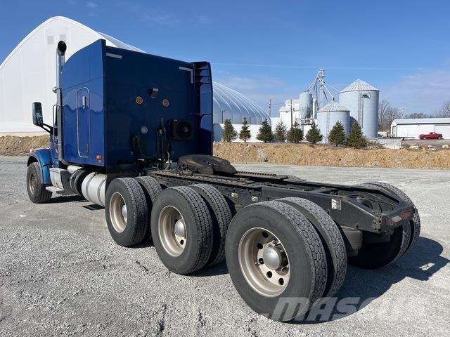 Peterbilt 567 트랙터 유닛