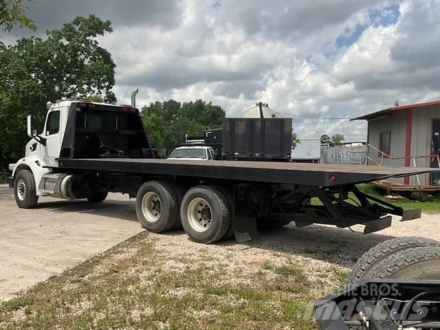 Peterbilt 567 회수 차량