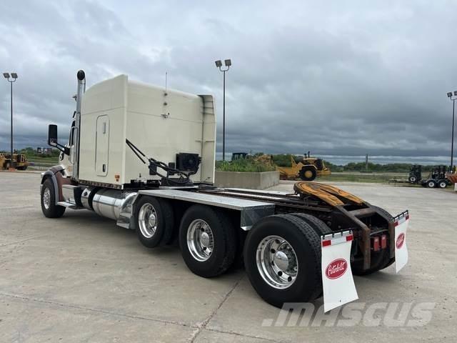 Peterbilt 567 트랙터 유닛