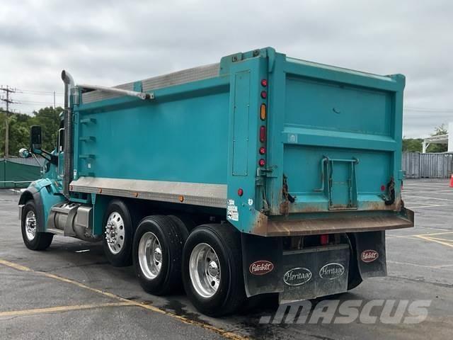Peterbilt 567 덤프 트럭