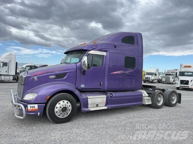 Peterbilt 587 트랙터 유닛