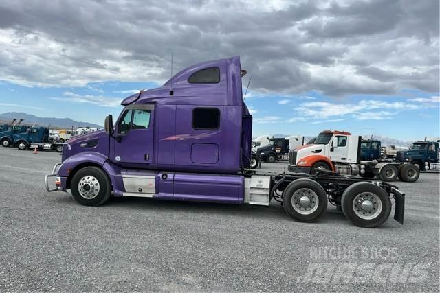 Peterbilt 587 트랙터 유닛