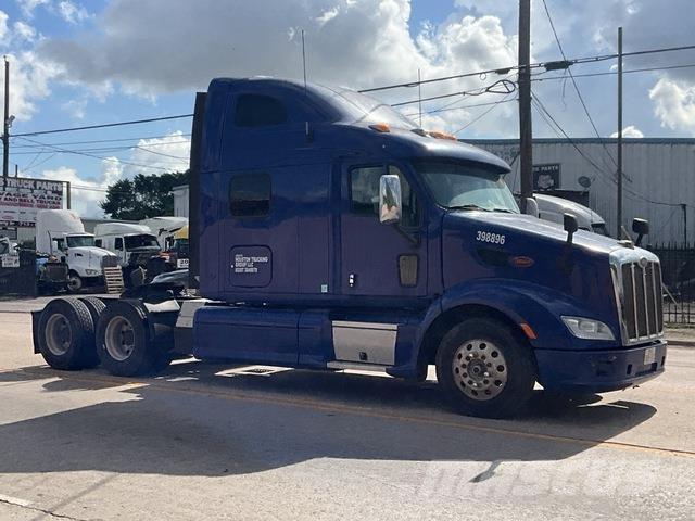 Peterbilt 587 트랙터 유닛