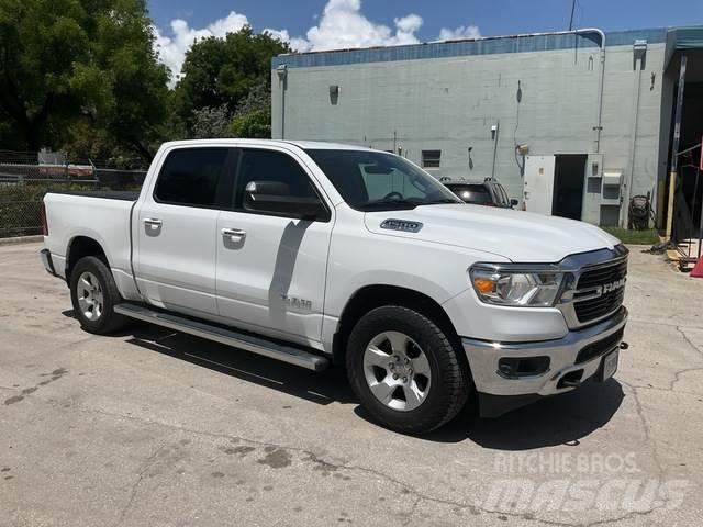 RAM 1500 기타