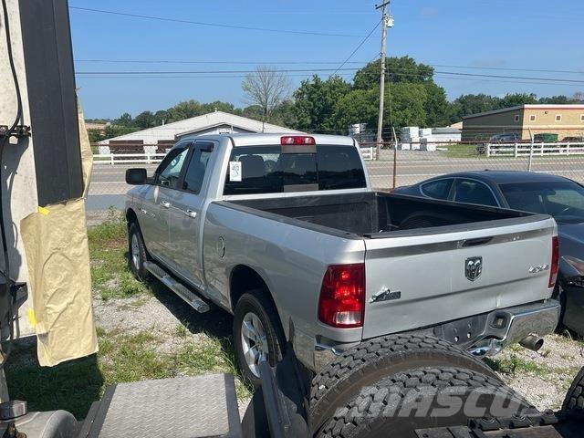RAM 1500 픽업/드롭사이드