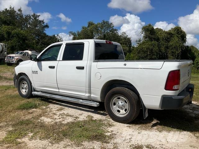 RAM 1500 픽업/드롭사이드