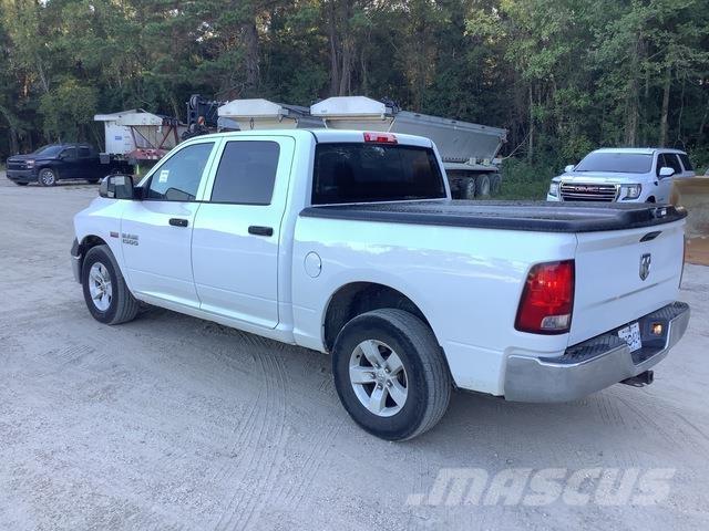 RAM 1500 픽업/드롭사이드