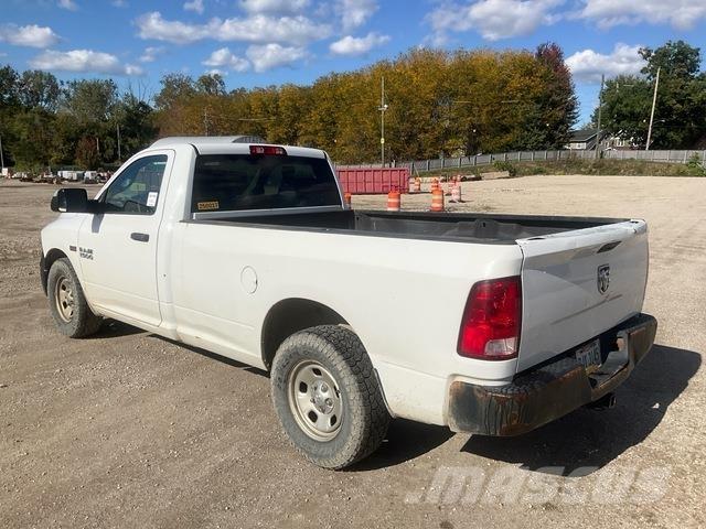 RAM 1500 픽업/드롭사이드