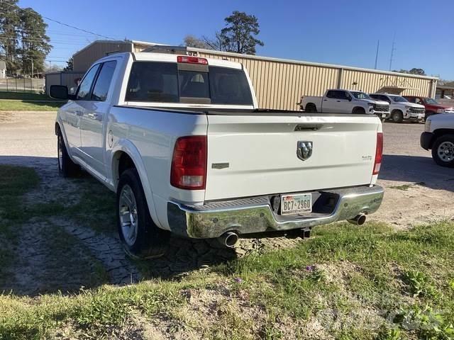 RAM 1500 ST 기타