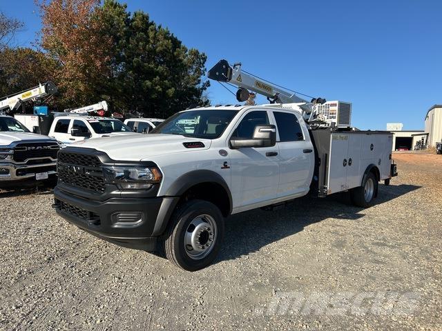 RAM 2024 시립/다목적 차량