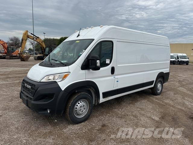 RAM 2500 탑차 트럭