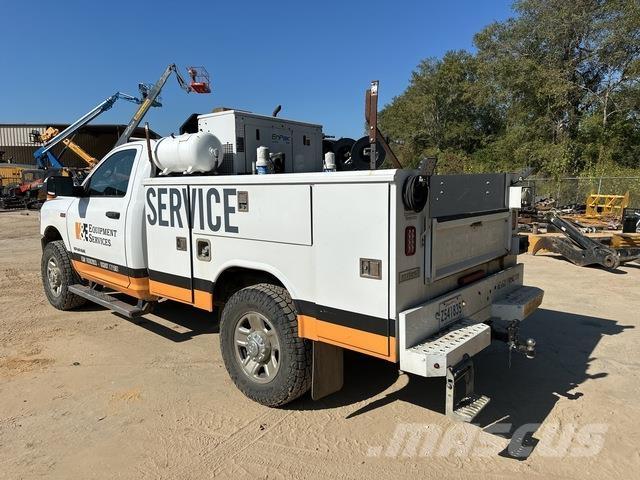 RAM 2500 시립/다목적 차량