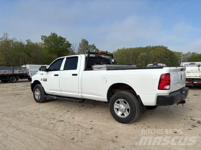 RAM 2500 ST 기타