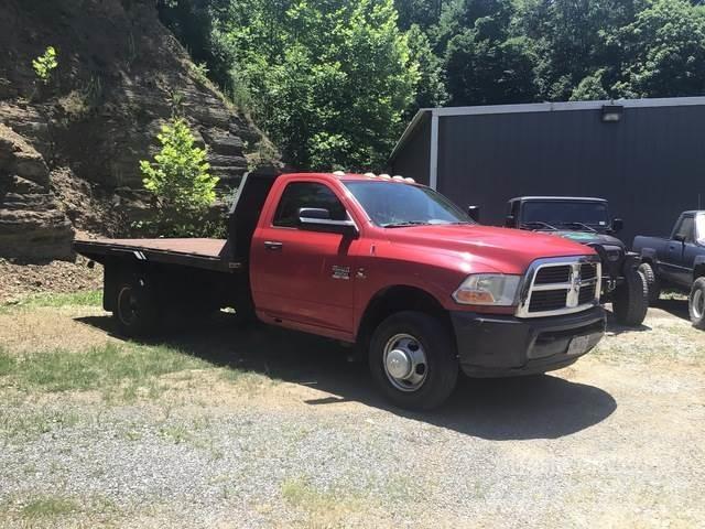 RAM 3500 플랫베드/드롭사이드 트럭