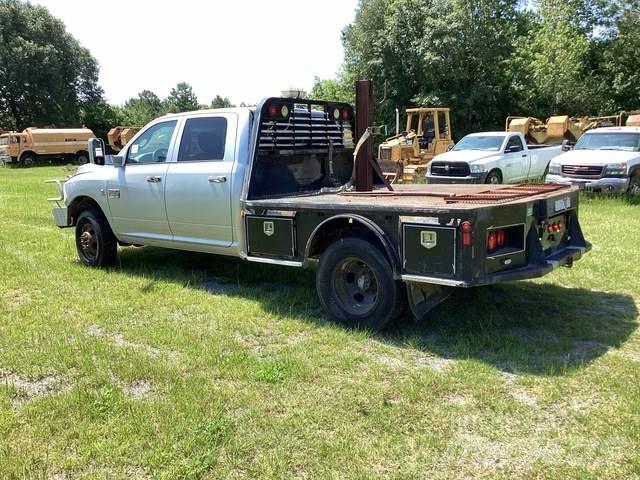 RAM 3500 플랫베드/드롭사이드 트럭
