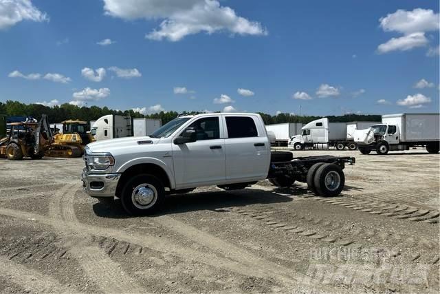 RAM 3500 캐빈 및 인테리어