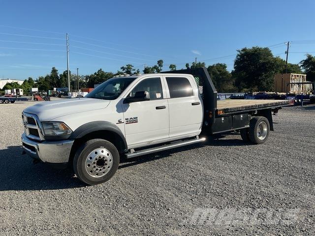RAM 4500 플랫베드/드롭사이드 트럭