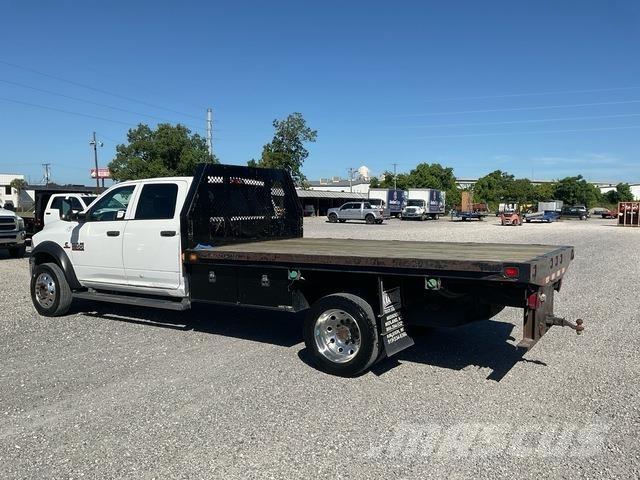 RAM 4500 플랫베드/드롭사이드 트럭