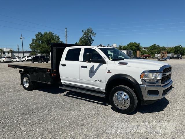 RAM 4500 플랫베드/드롭사이드 트럭