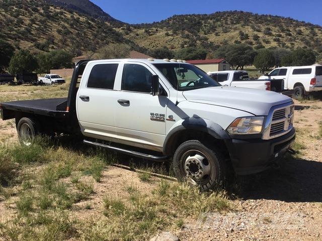 RAM 4500 플랫베드/드롭사이드 트럭