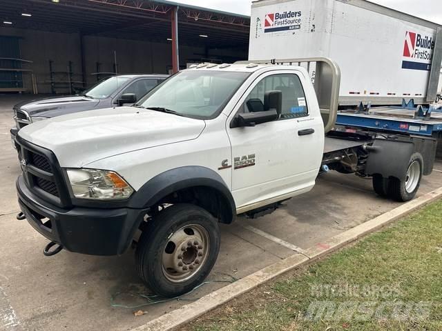 RAM 5500 트랙터 유닛