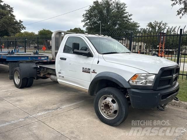 RAM 5500 트랙터 유닛