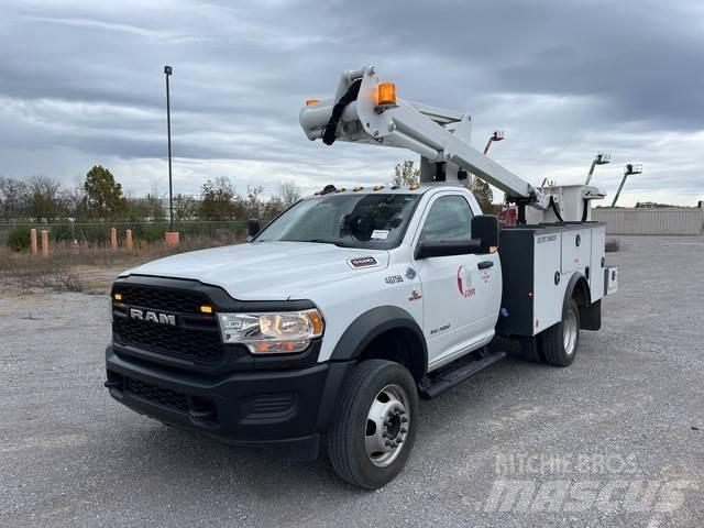 RAM 5500 트럭 탑재 고소작업대