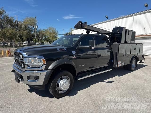 RAM 5500 시립/다목적 차량
