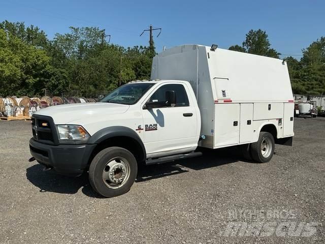 RAM 5500 픽업/드롭사이드