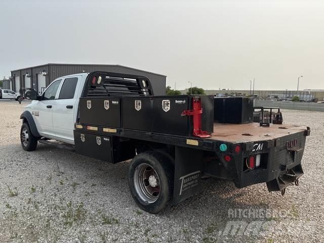RAM 5500 플랫베드/드롭사이드 트럭