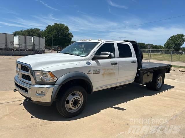 RAM 5500 플랫베드/드롭사이드 트럭