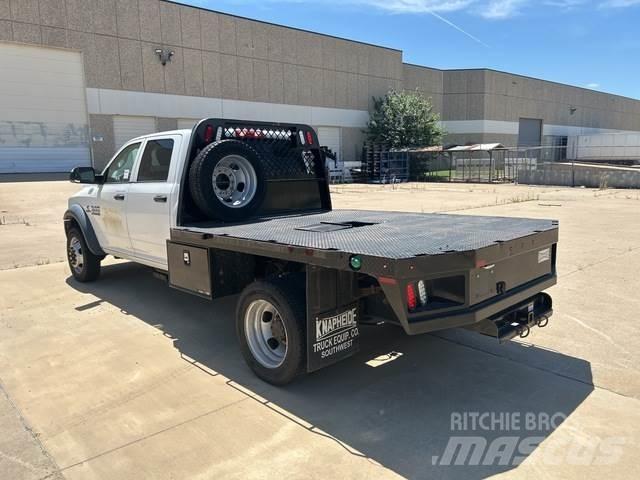 RAM 5500 플랫베드/드롭사이드 트럭