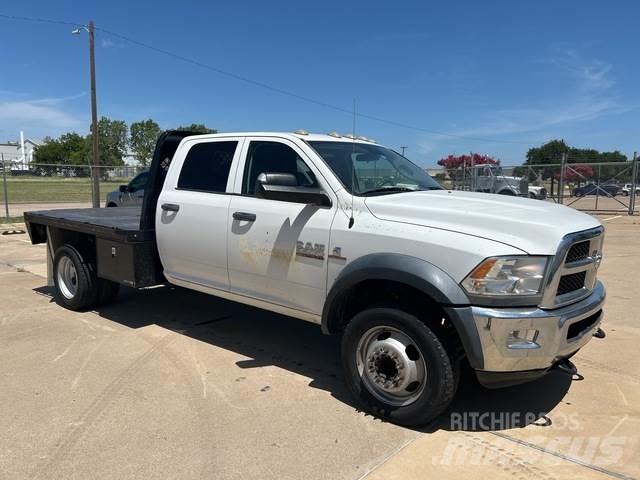 RAM 5500 플랫베드/드롭사이드 트럭