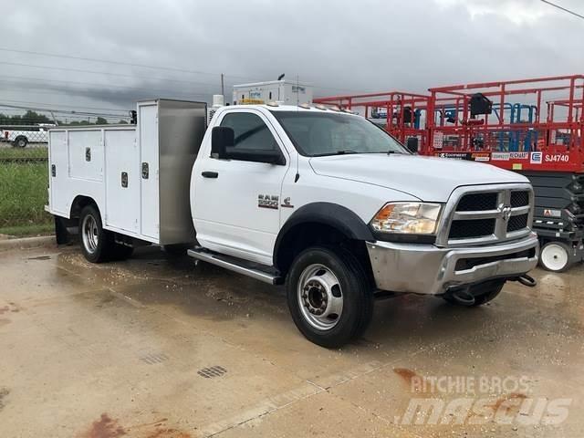 RAM 5500 시립/다목적 차량