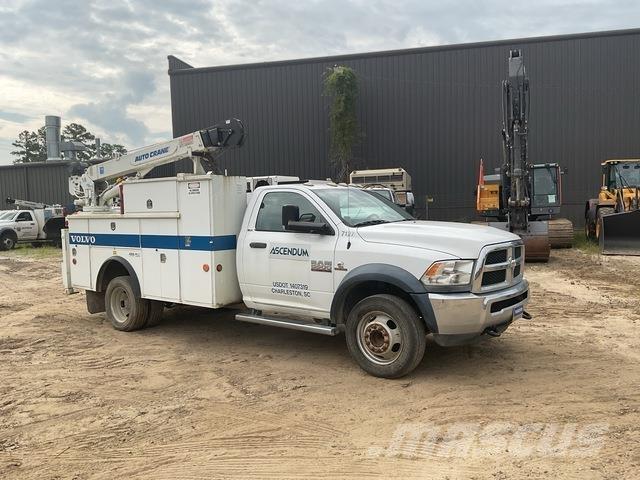 RAM 5500 시립/다목적 차량