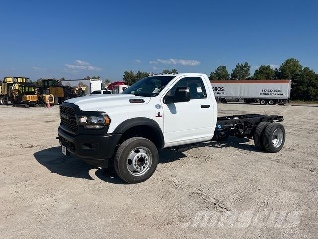 RAM 5500 캐빈 및 인테리어