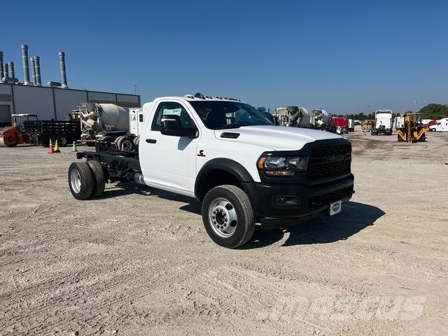 RAM 5500 캐빈 및 인테리어