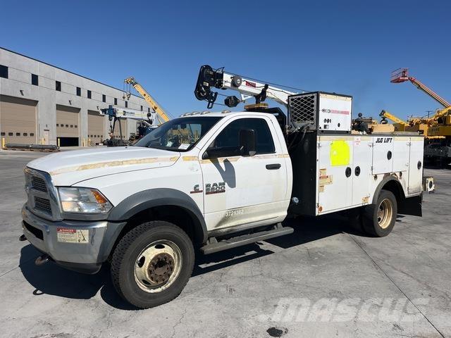 RAM 5500 시립/다목적 차량