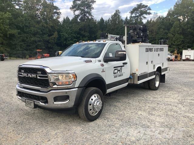 RAM 5500 시립/다목적 차량