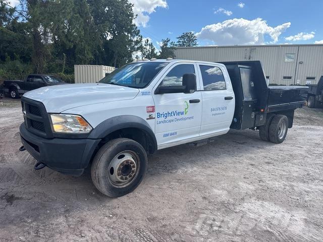 RAM 5500 플랫베드/드롭사이드 트럭