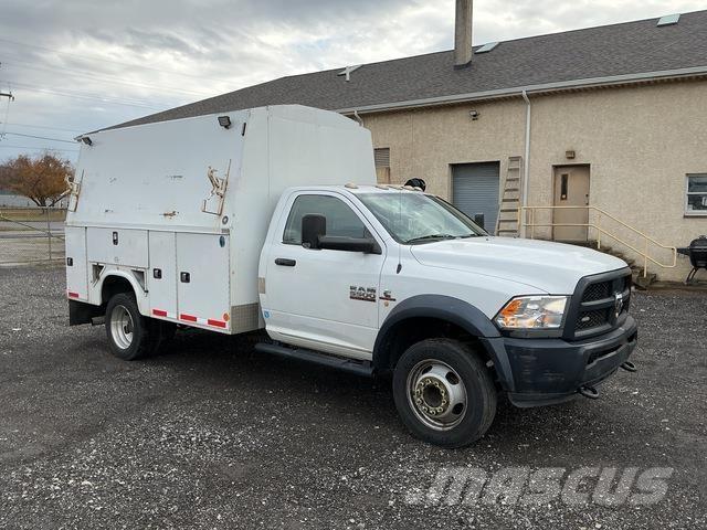 RAM 5500 픽업/드롭사이드