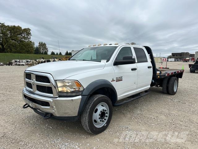 RAM 5500 플랫베드/드롭사이드 트럭