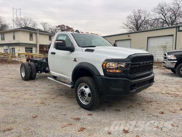 RAM 5500 캐빈 및 인테리어