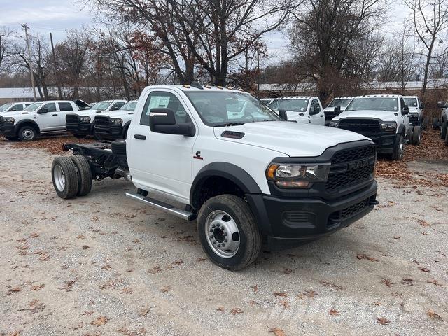 RAM 5500 캐빈 및 인테리어