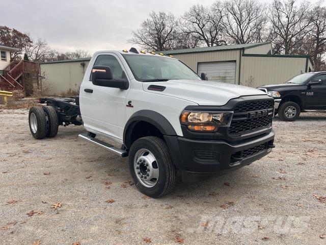 RAM 5500 캐빈 및 인테리어