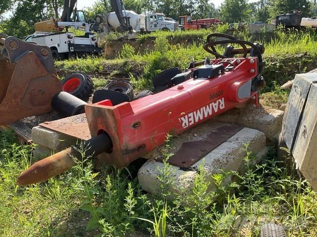 Rammer 4099E 브레이커