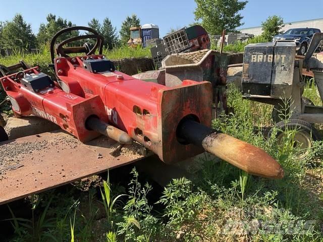 Rammer 4099E 브레이커